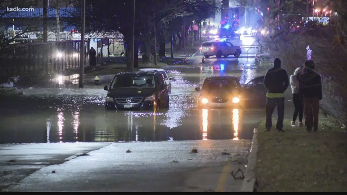 St. Louis interstate closed after water main break | ksdk.com