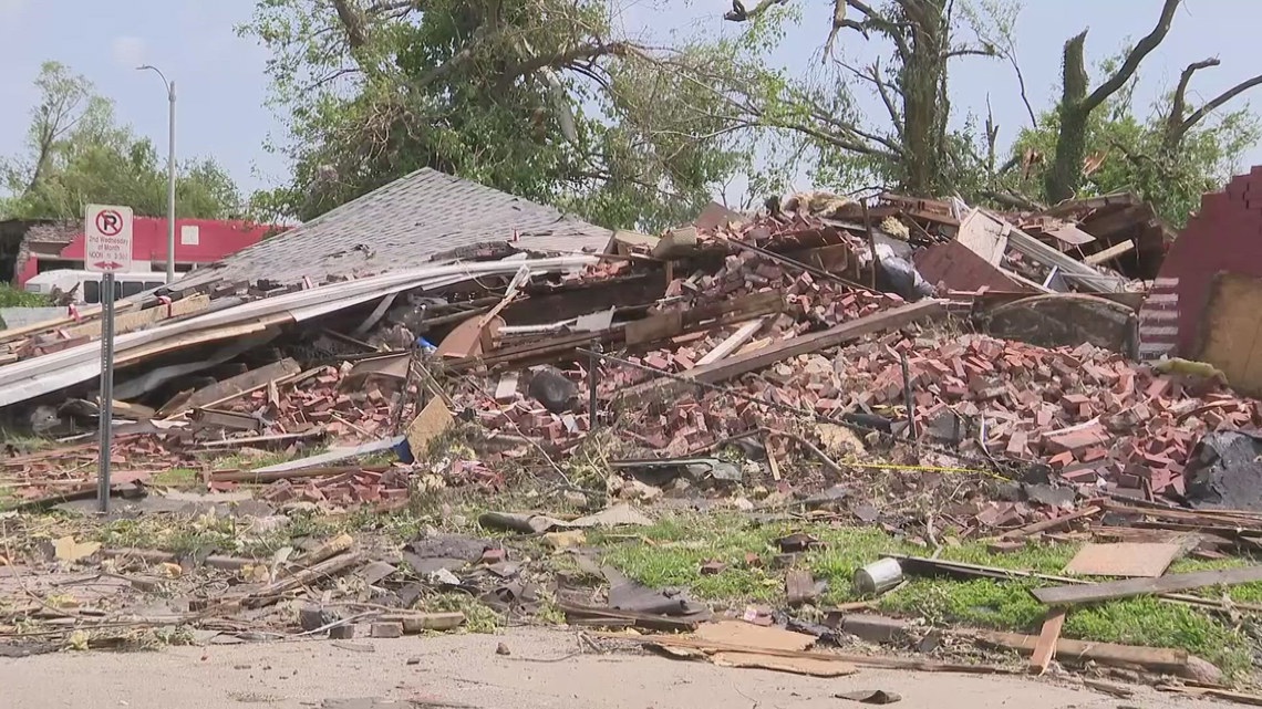 St. Louis tornado: Monday night recovery update; severe weather in ...