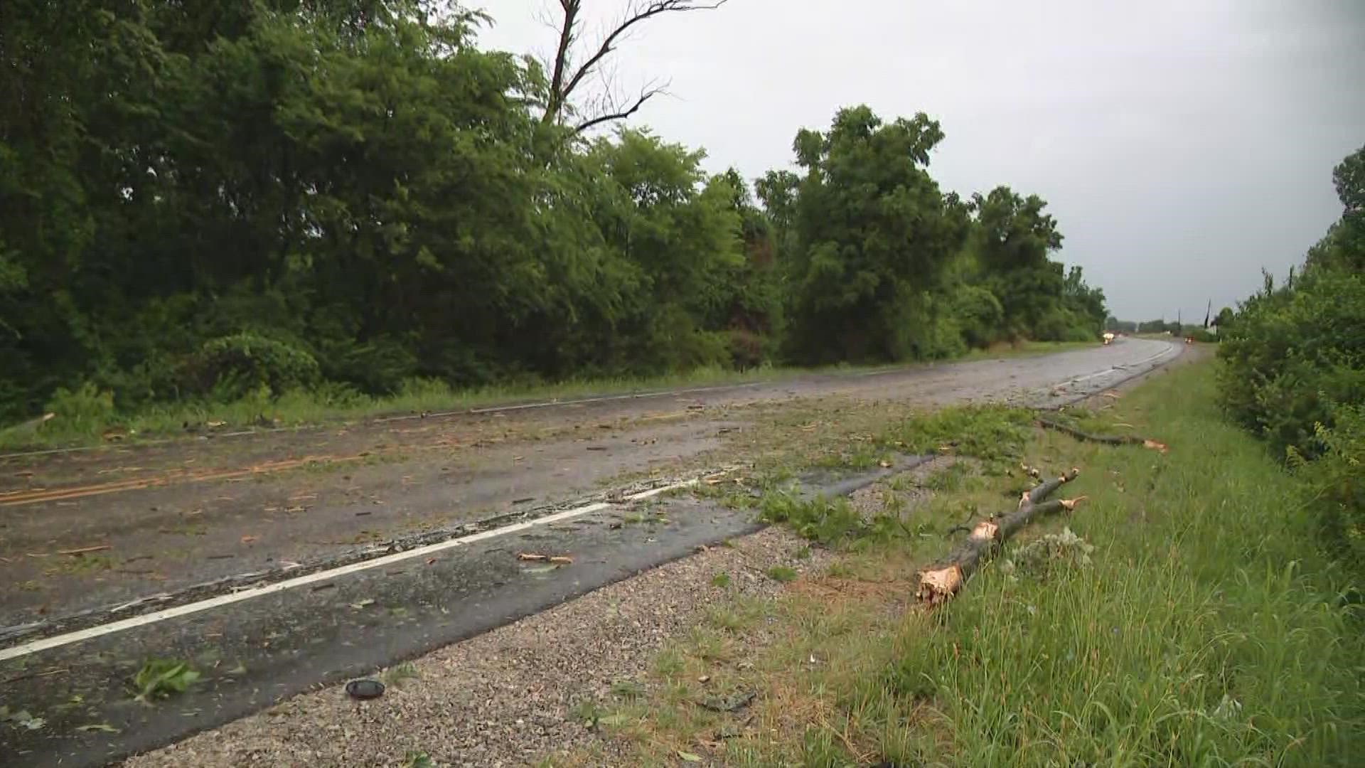 Storms moved through the St. Louis area Friday morning and caused damage to the area. We’ve had reports of trees and power lines down.