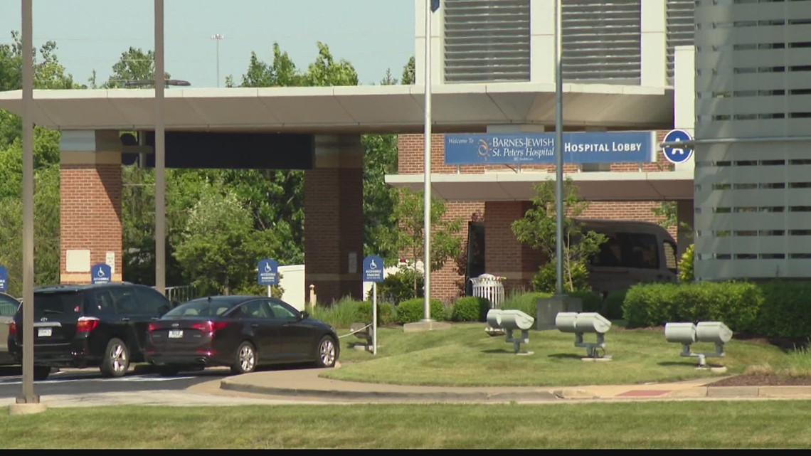 Police: Man dies day after he shot wife then himself inside St. Peters hospital