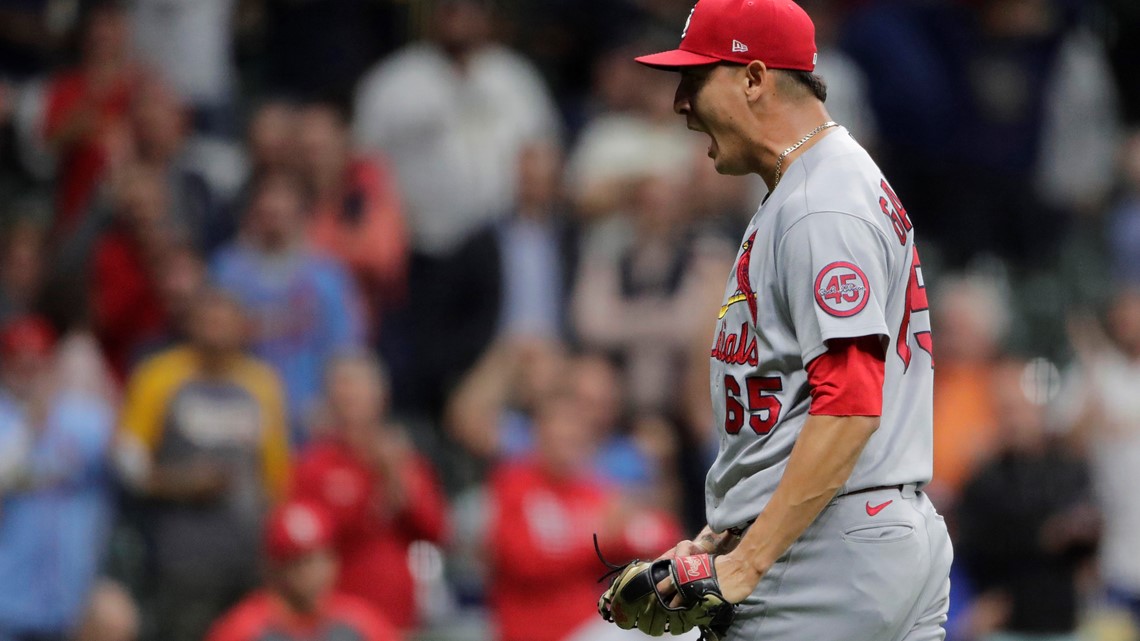 Cardinals beat Brewers with 10th win in a row ksdk