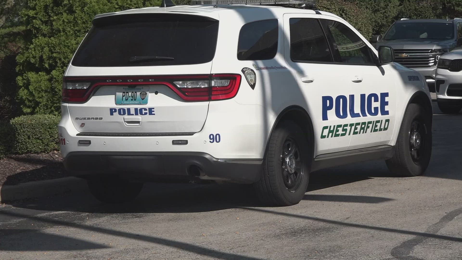 Suspect in custody after stabbing at Chesterfield hotel | ksdk.com