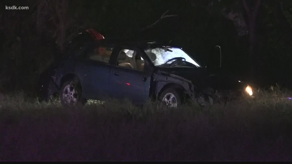 Woman killed in car crash in north St. Louis | ksdk.com