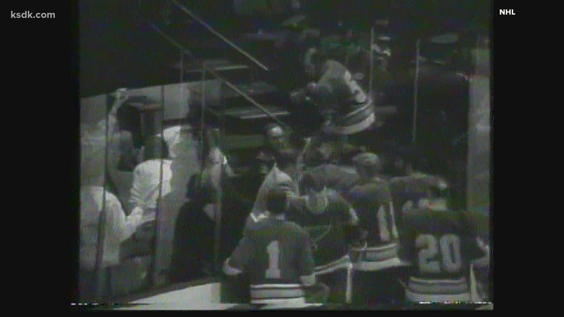 1972: Looking back on the Blues' wild brawl in Philly