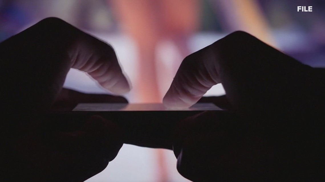 Maryland Heights police warning parents of predators' use of AI to exploit children | ksdk.com
