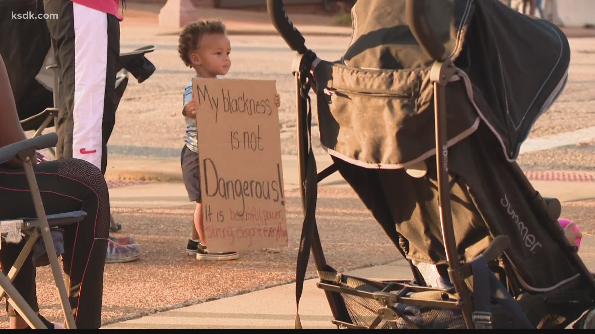 Families protest together in Dutchtown