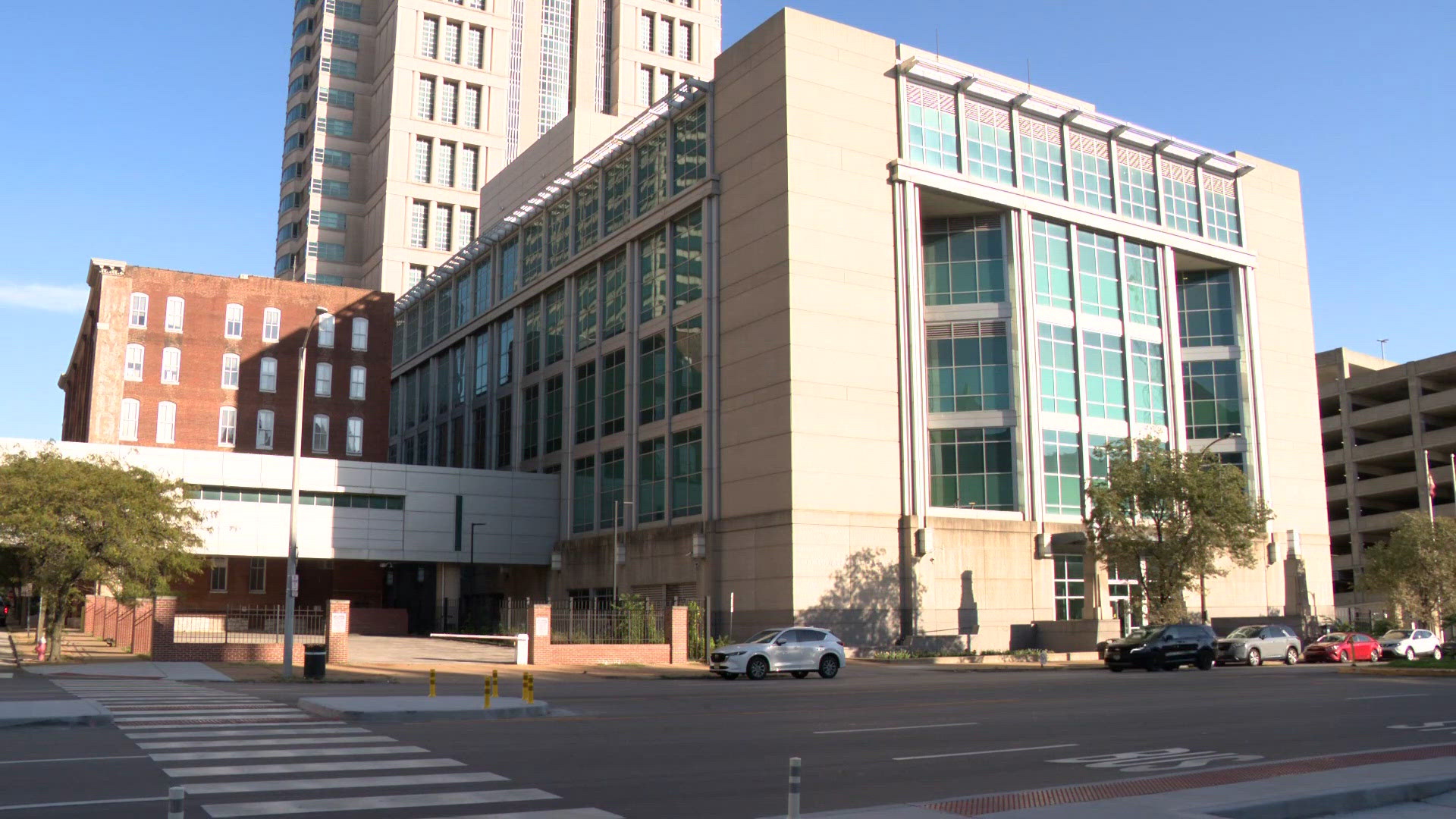 St. Louis jail staff left detainees in sewage-soaked cell, lawsuit ...