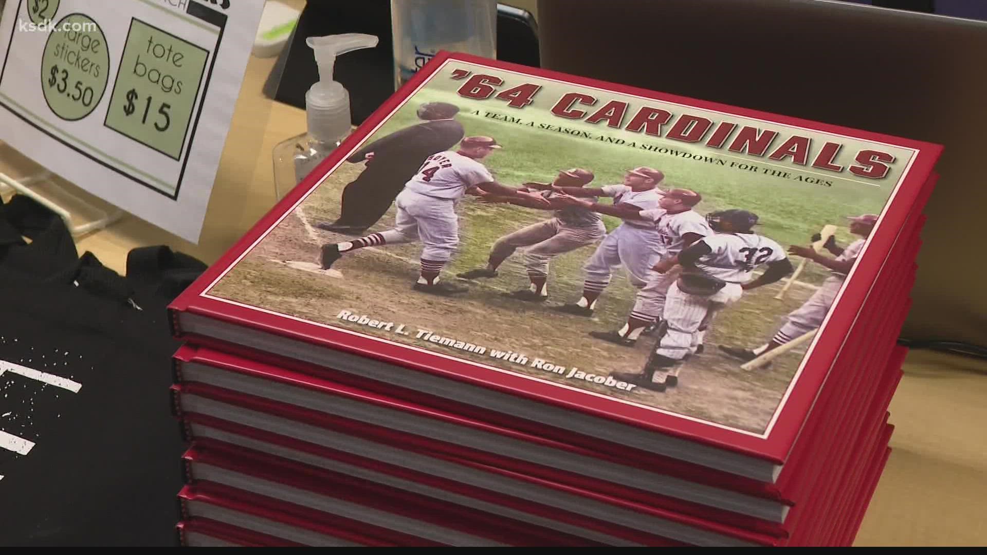 The new book is full of stories about one of the best Cardinals teams in franchise history.