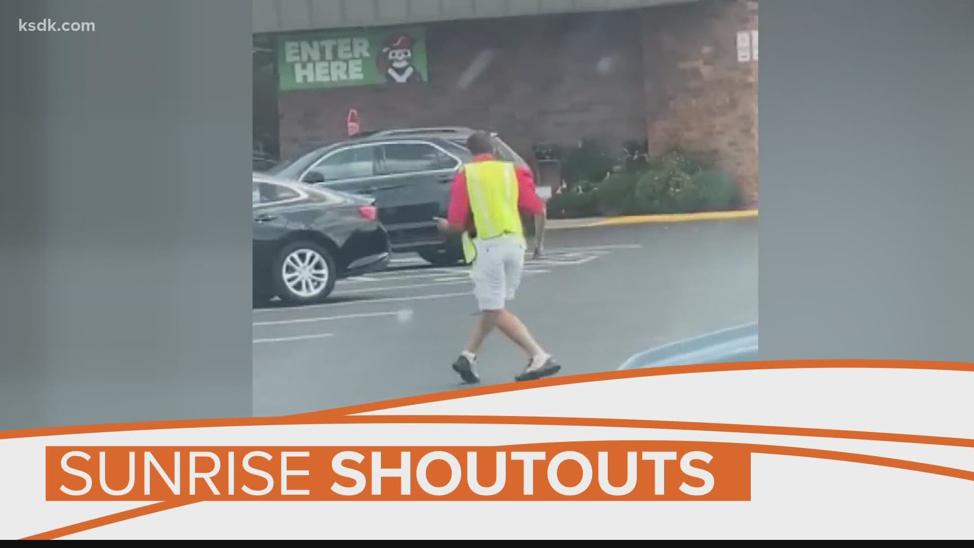 A Schnucks worker is reminding us all life is too short to be stressed out and dancing in public is always a good idea.