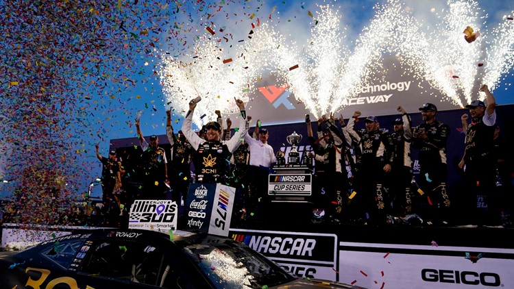 Kyle Busch holds off Denny Hamlin for NASCAR Cup Series win outside St. Louis