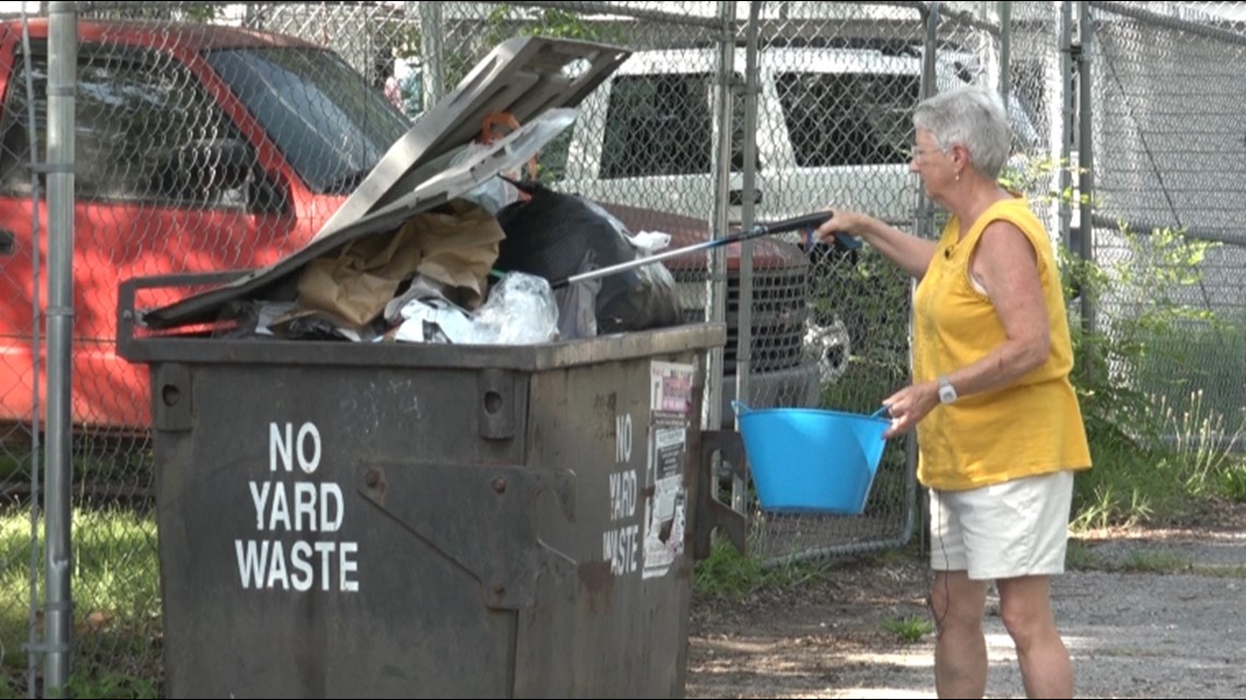 St. Louis neighbors say it's been weeks without trash pick-up - Vimarsana News