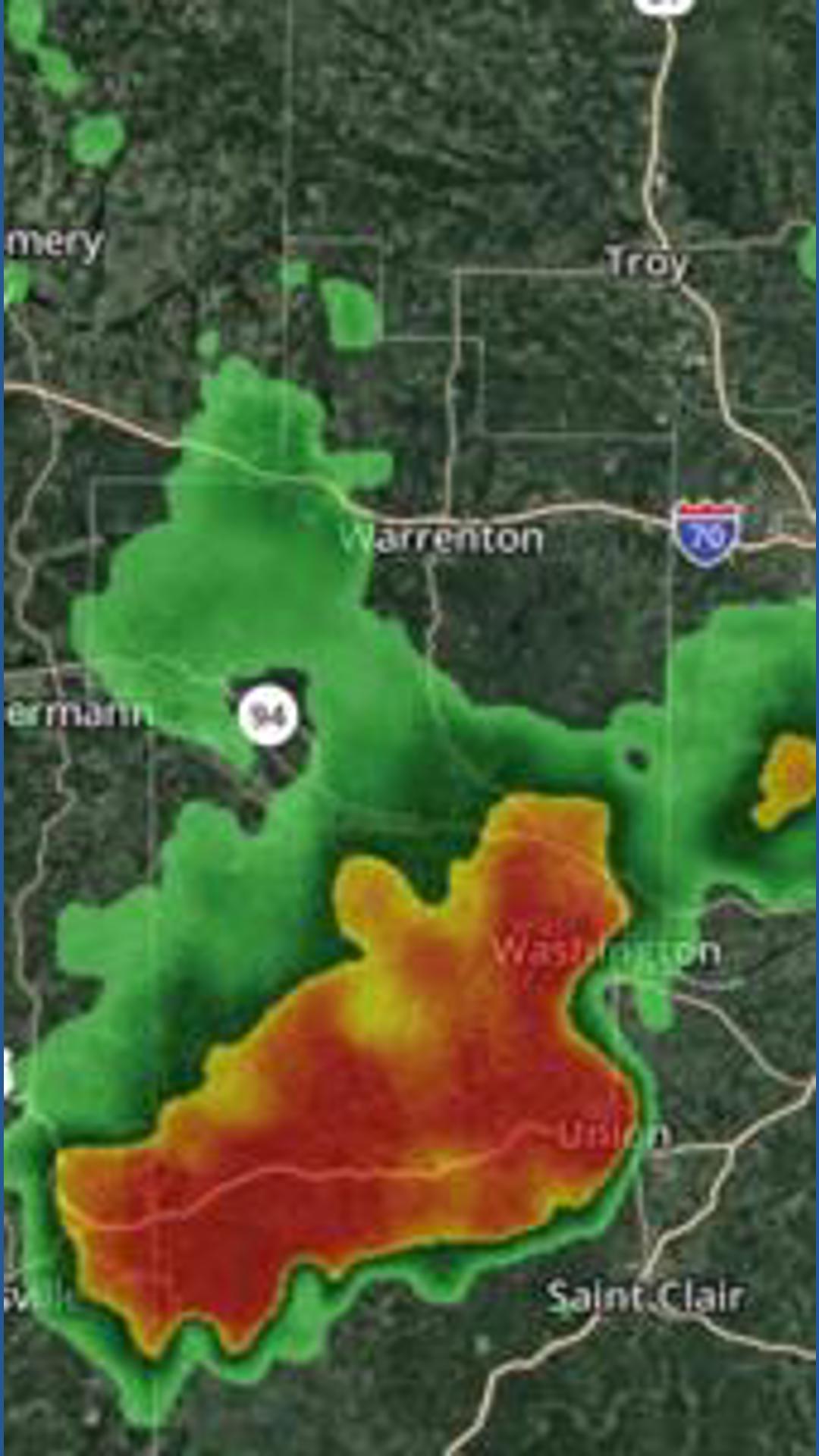 LIVE RADAR: Strong storms moving through parts of the St. Louis metro area