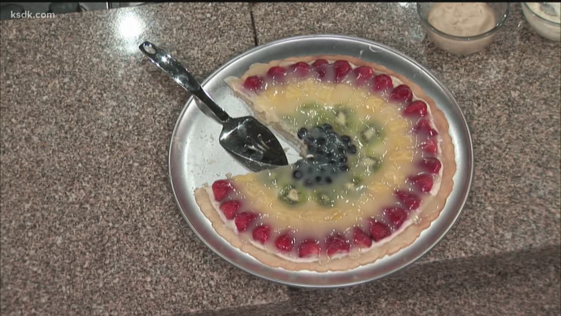 Judy Smith and Patty Wrigley from 'A Teacher and an Oven' blog share a recipe for Fruit Pizza.