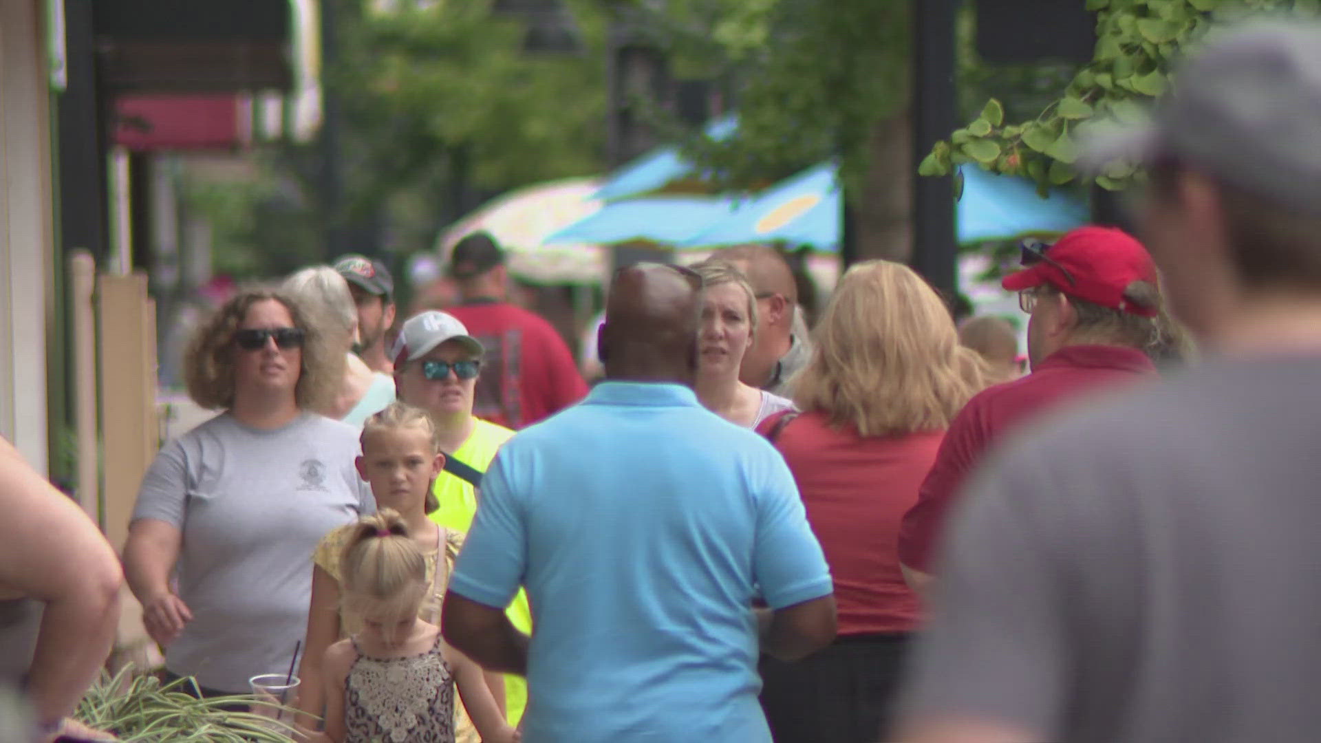 The event was organized to help the officers injured six weeks ago as they were responding to a call. 