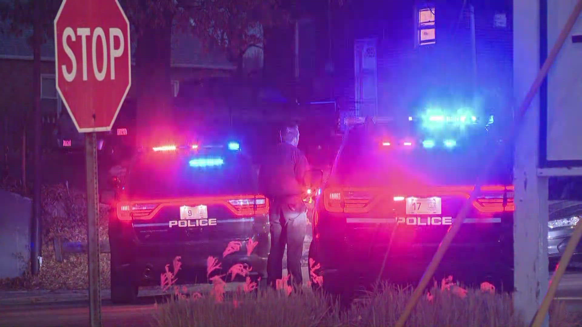 Man dead after standoff with police in Overland | ksdk.com