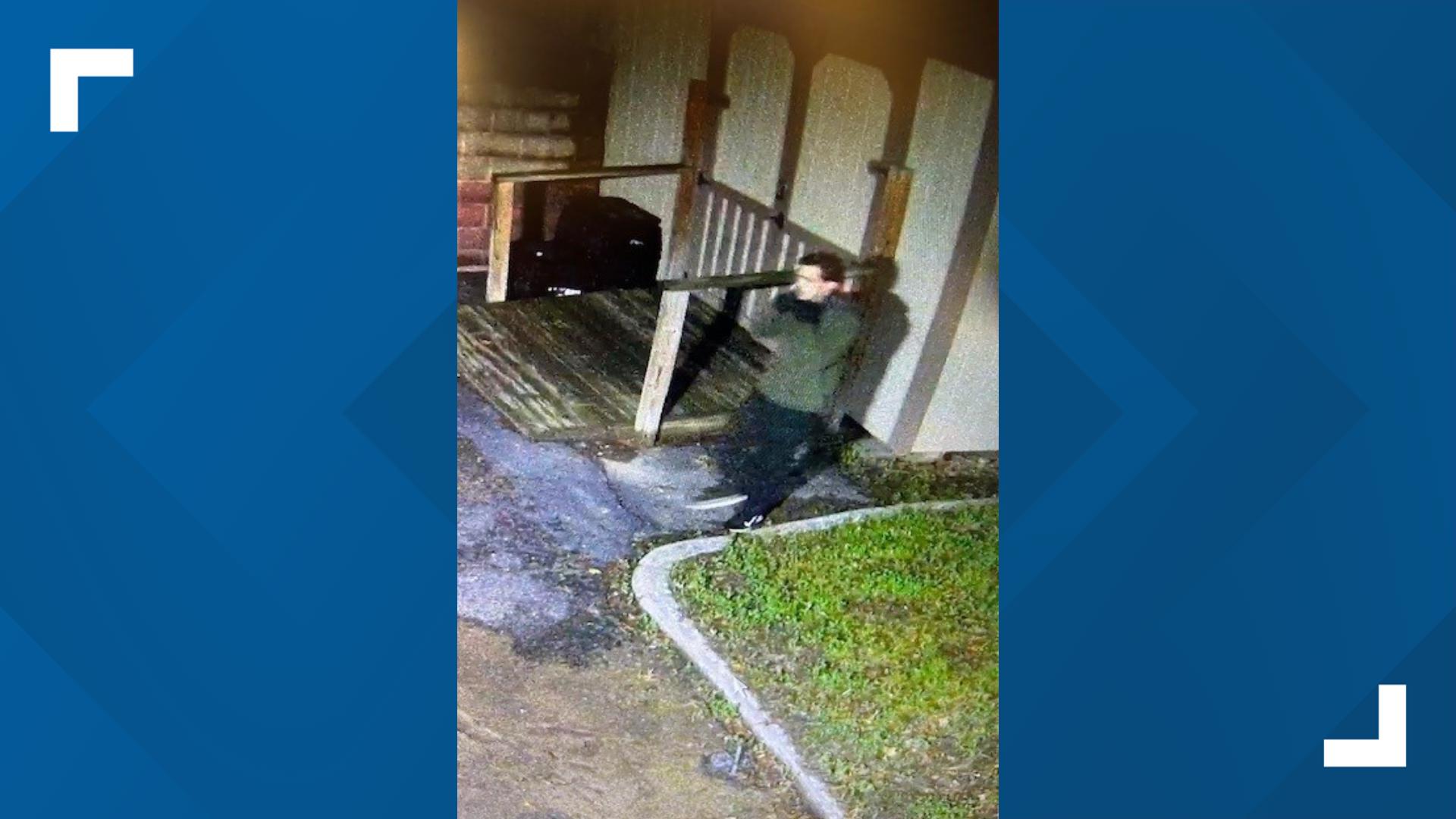 Child found safe after being inside car stolen from gas station | ksdk.com