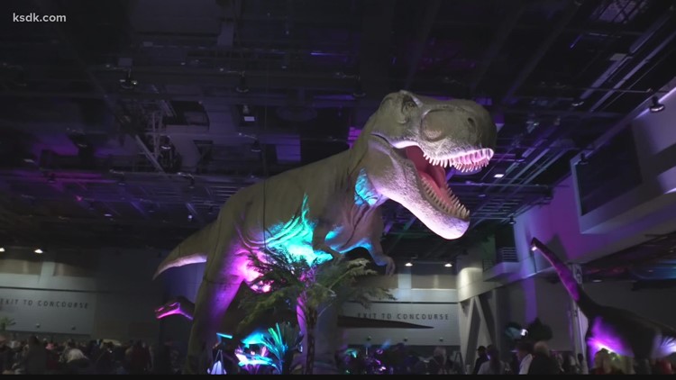 Dino & Dragon Stroll makes its way to St. Louis this weekend