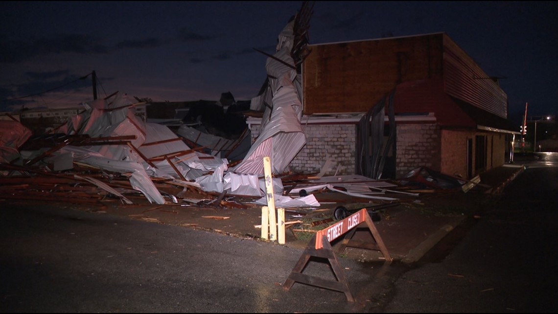 Severe weather causes damage to buildings in Crawford County
