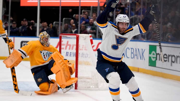 Blues get 5 goals from 5 players in 5-2 win over Predators