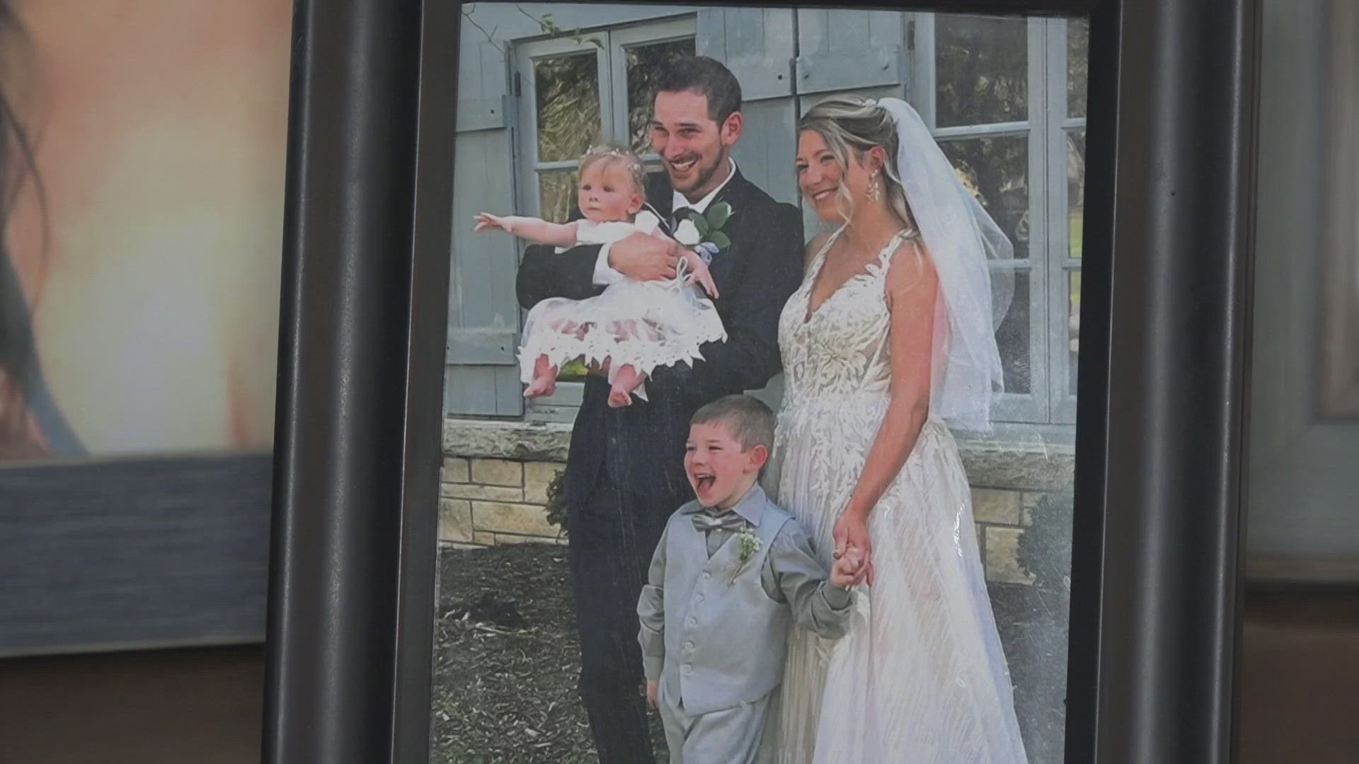 The family of 32-year-old Jessica Howe said she was working at Costco in St. Peters when she slipped and hit her head on a sink and then the floor.