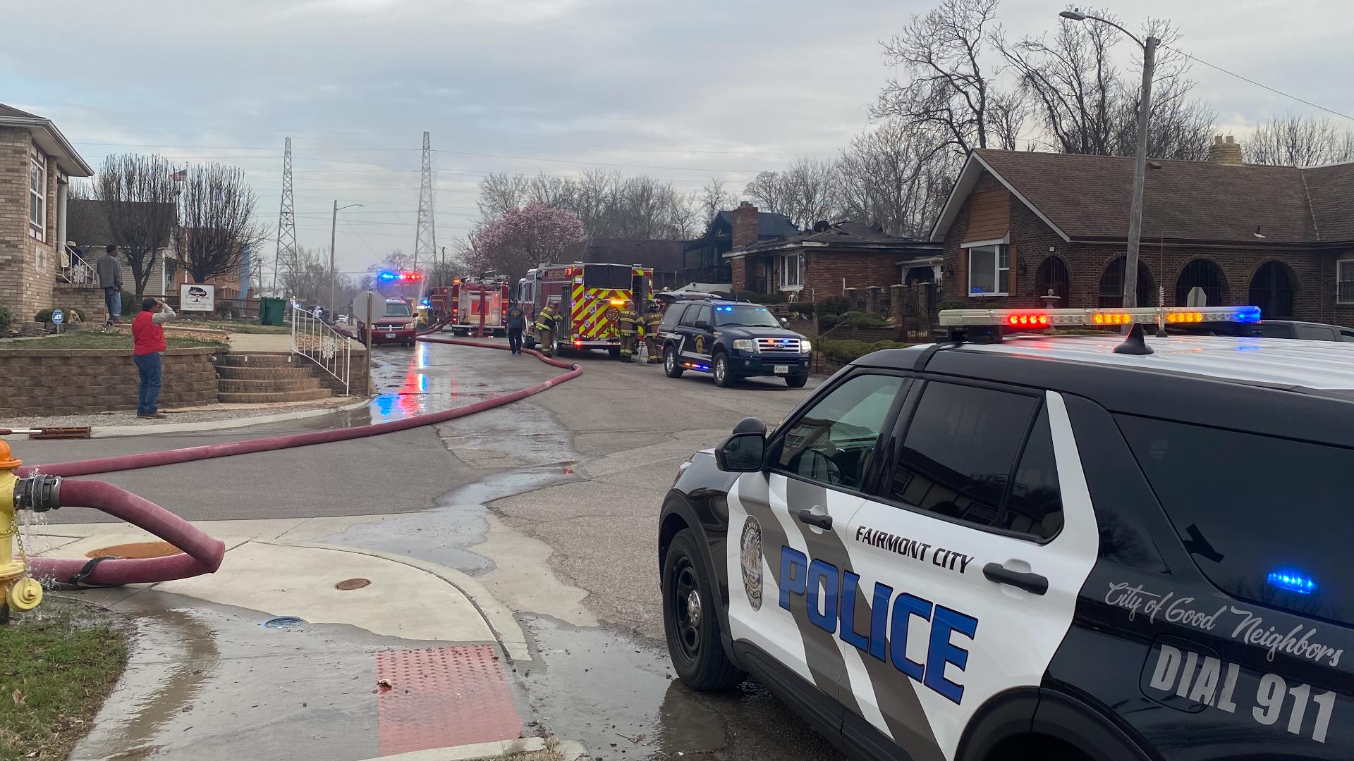 Heavy winds spread fire to five homes in East St. Louis | ksdk.com