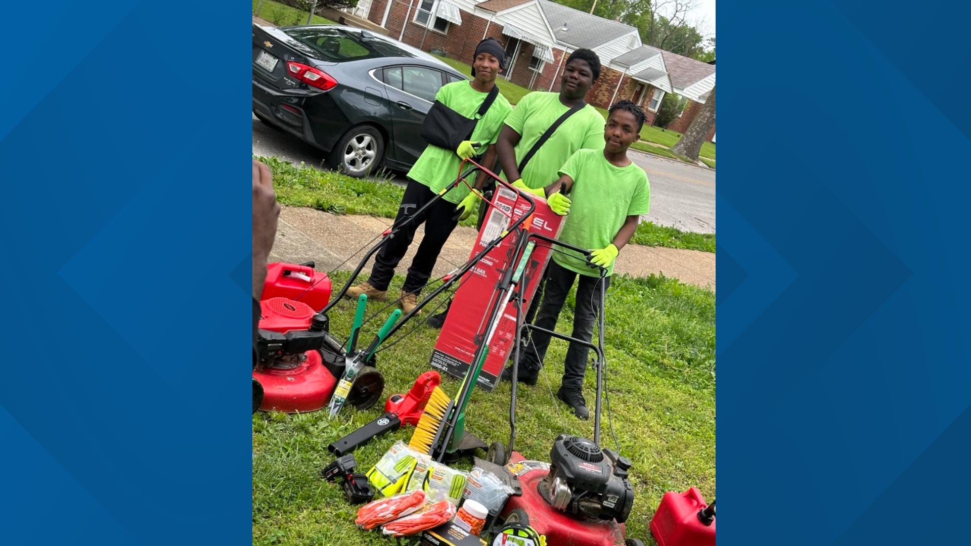 University City kid starts lawn care service | ksdk.com