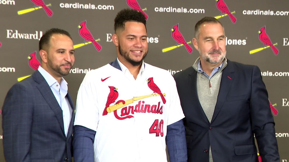 St. Louis Cardinals fans react as team announces new sleeve