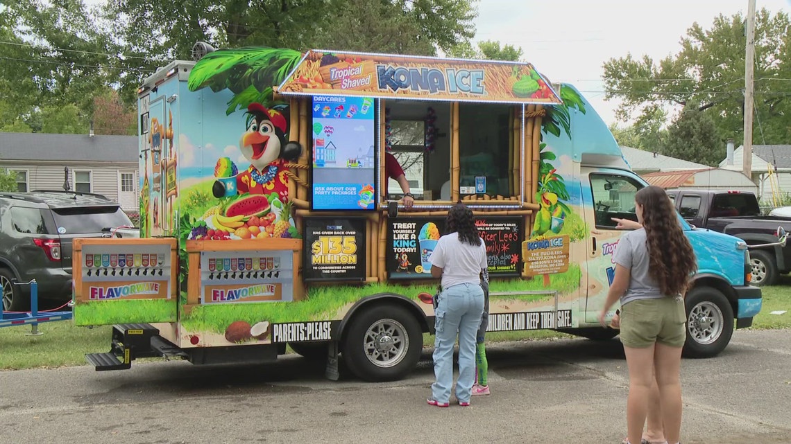 Kona Ice food truck raised money for Officer David Lee's family
