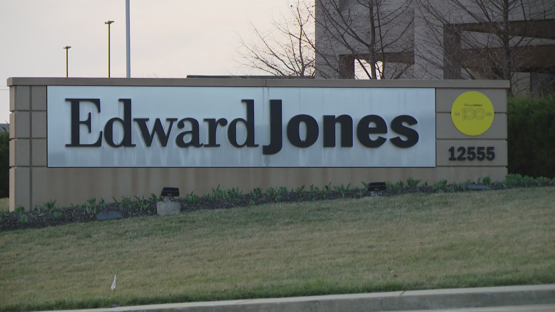 Edward Jones reveals number of layoffs