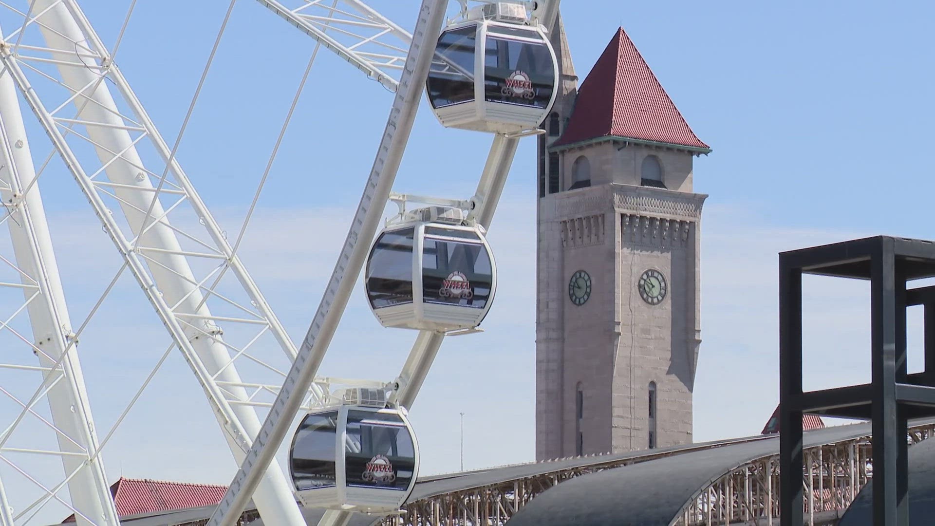 This weekend, Taylor Swift's new album will be playing in the St. Louis Wheel's specially decorated Gondola 13. The listening party tickets are $25 per person.