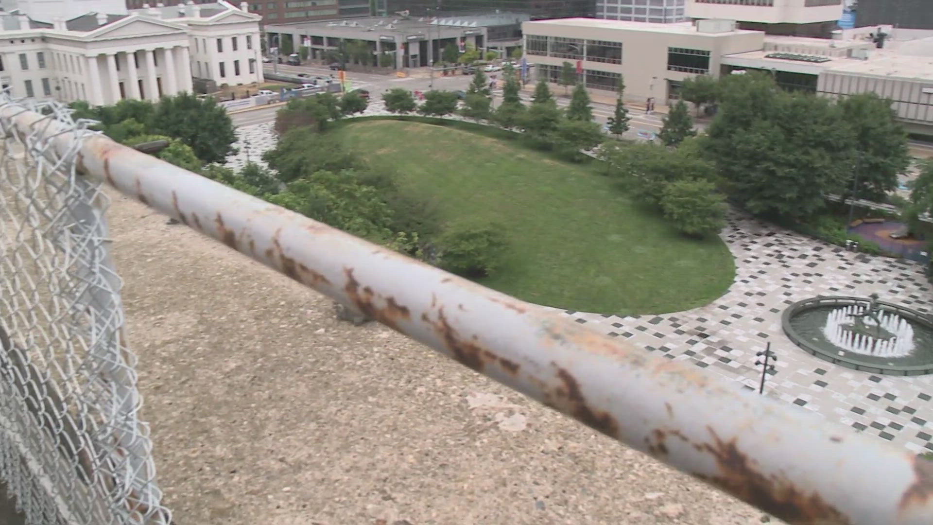 Illinois man Trentston Sappington was due in court on July 5 on two felony gun charges. St. Louis police arrested him on a downtown rooftop on July 4.