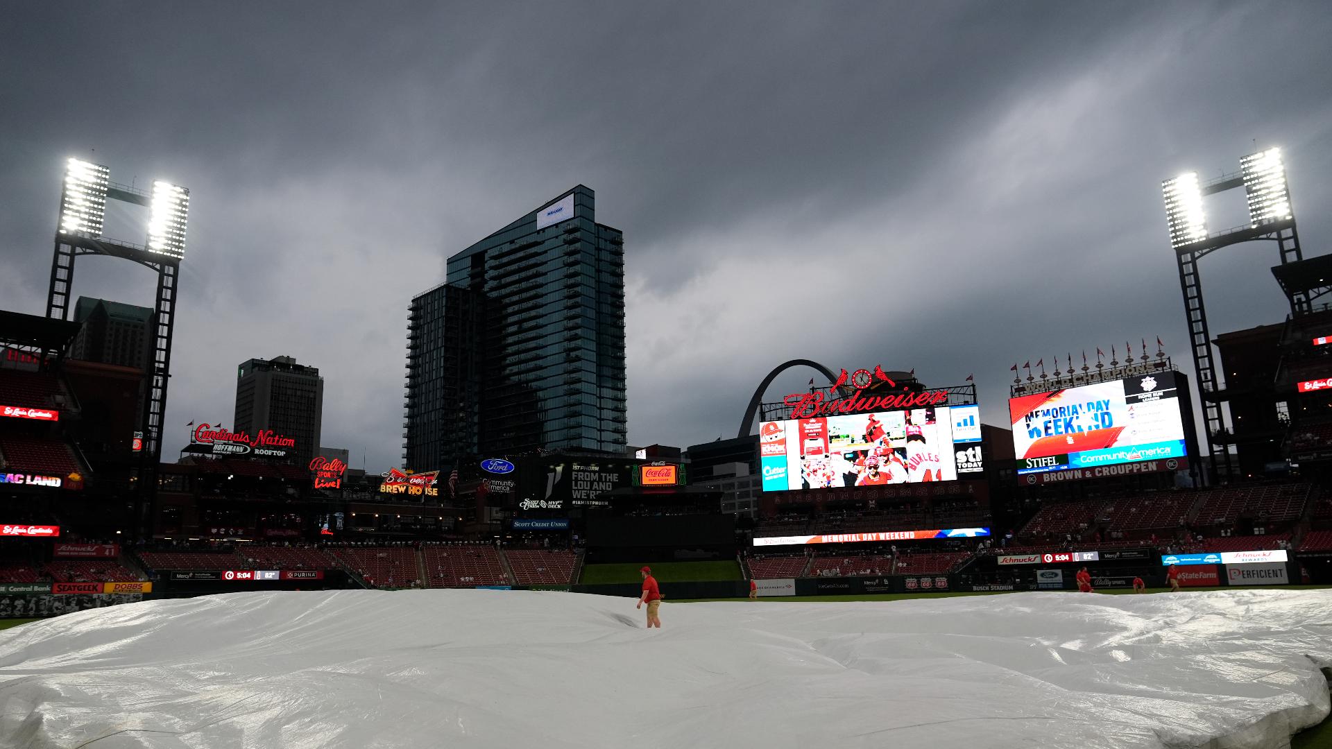 cardinals-royals-game-delayed-will-be-wednesday-doubleheader-ksdk