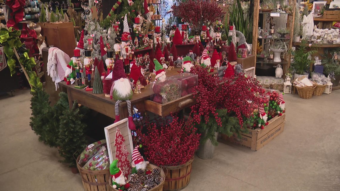 Old ster Holiday Open House this weekend