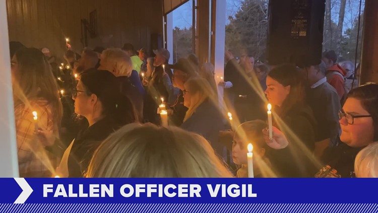 Rosebud, surrounding community hold vigil for fallen officer Mason Griffith