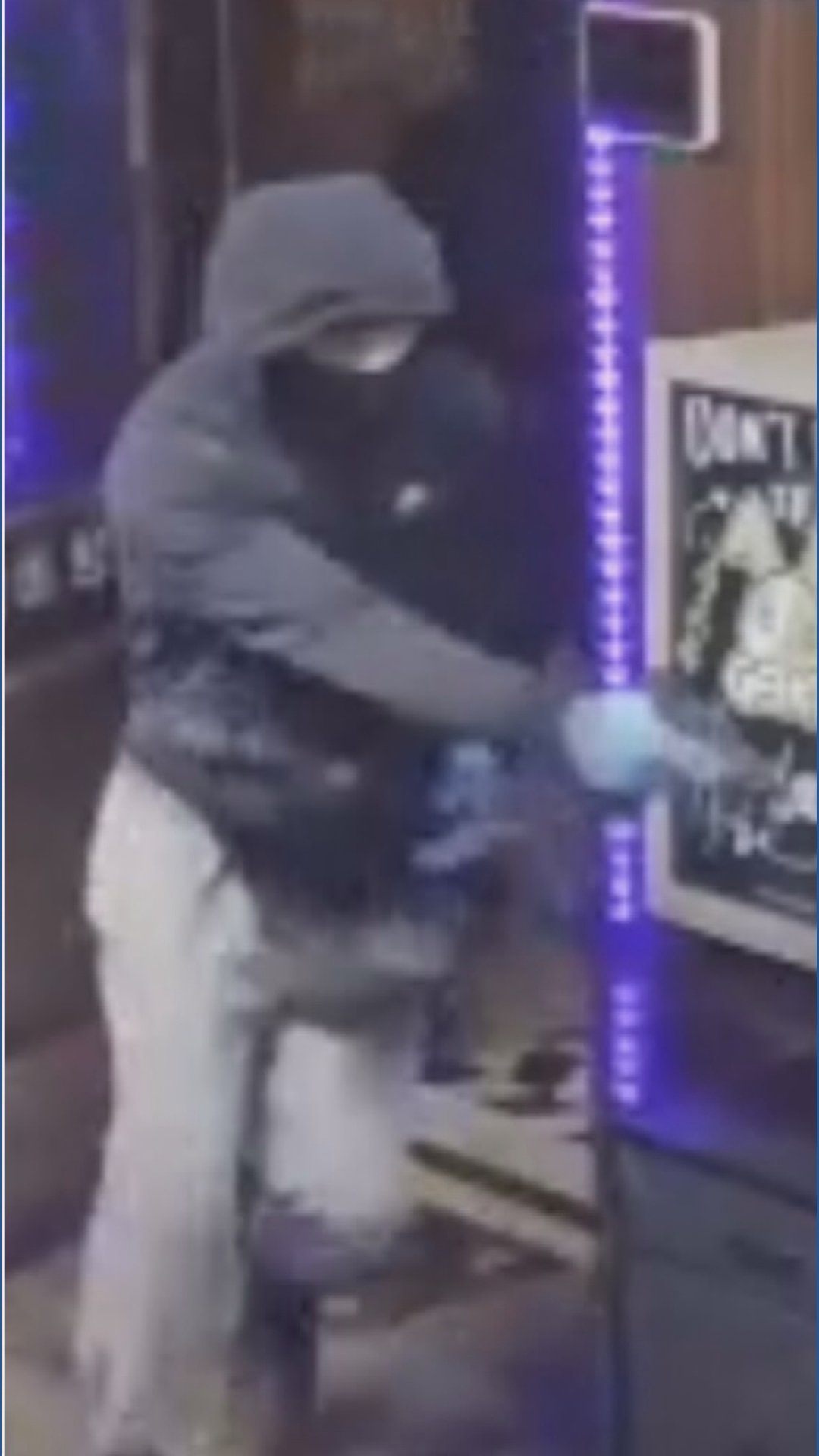 Police search for 3 armed robbery suspects after employee shot at ...