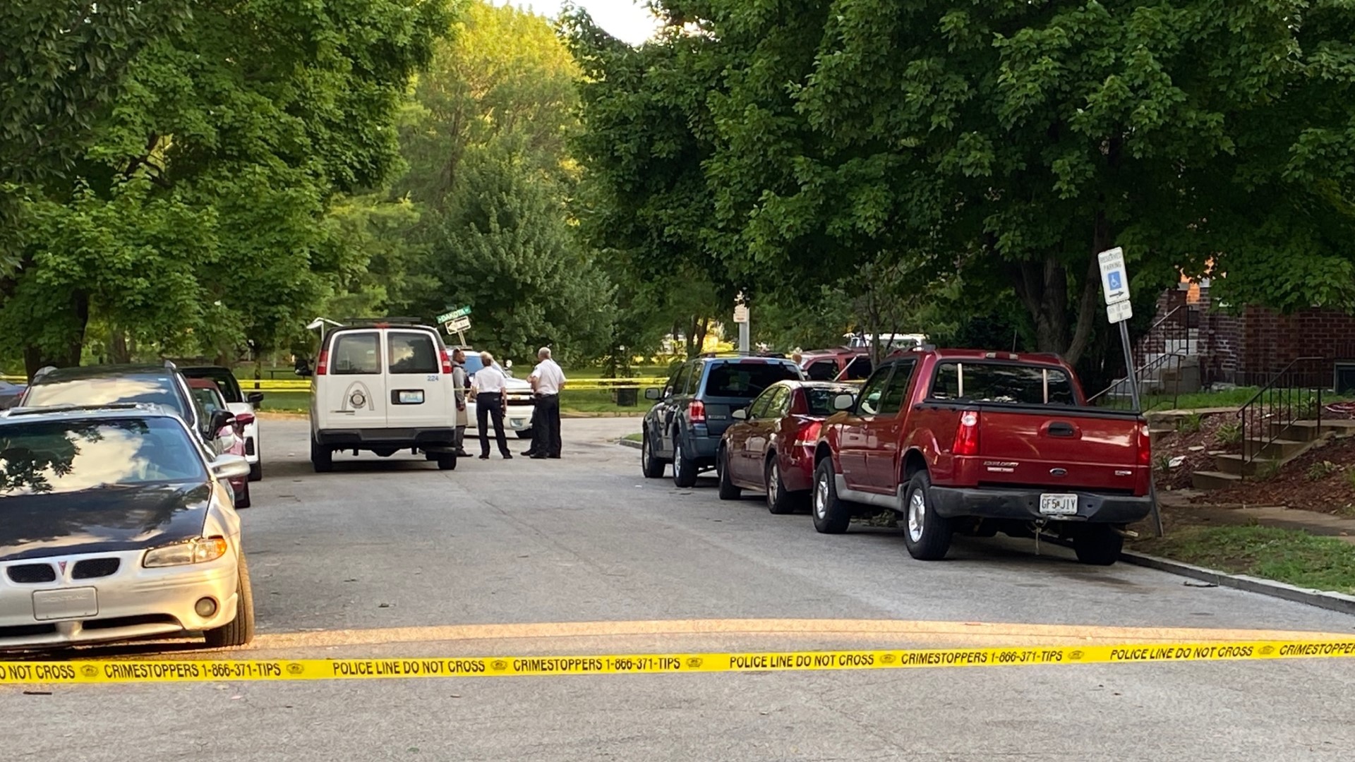 Man dead after shooting on Michigan Avenue in south St. Louis | ksdk.com