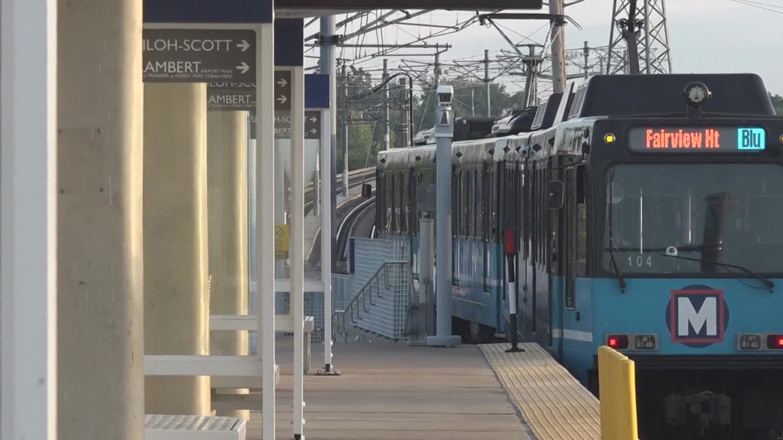 MetroLink makes car changes while repairs made to cameras | ksdk.com