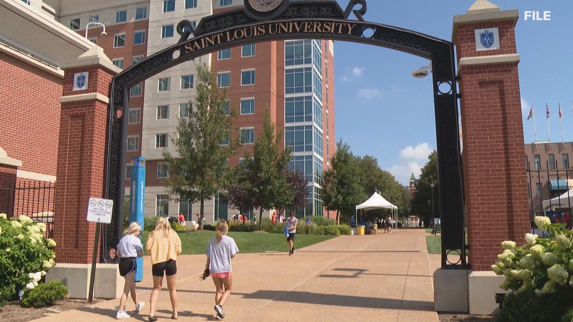 What universities are doing to help families amid FAFSA delays - Vimarsana News