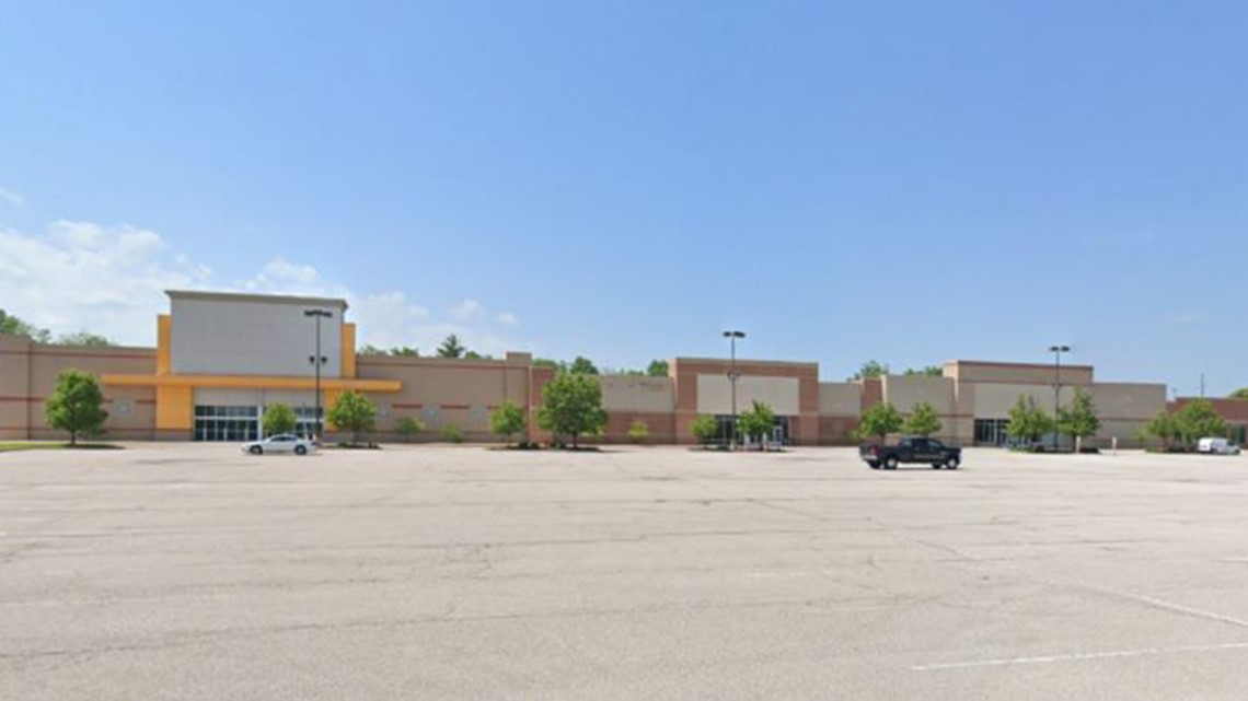 Home improvement retailer acquires St. Peters shopping center