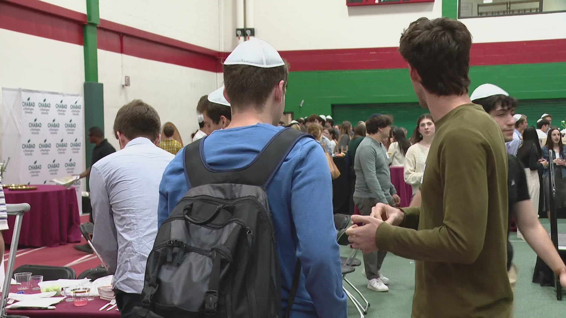 Local Jews gathered together to celebrate Passover. One location included the Wash U campus.