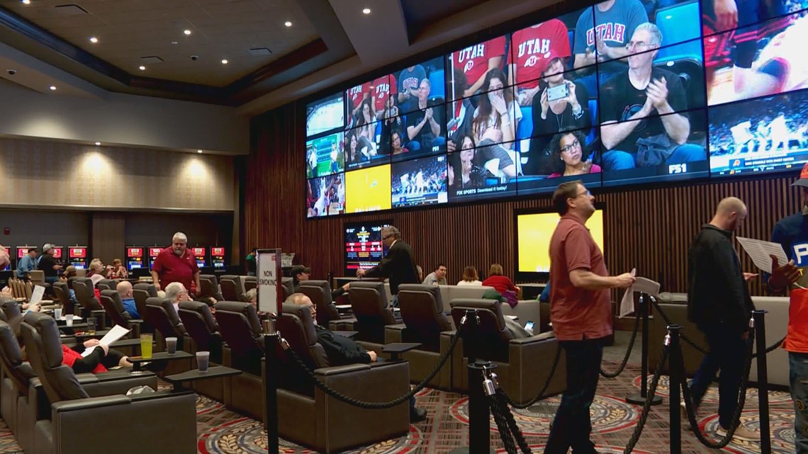 Missouri's pro sports teams push to get legal sports gambling on 2024  ballot - Newsday