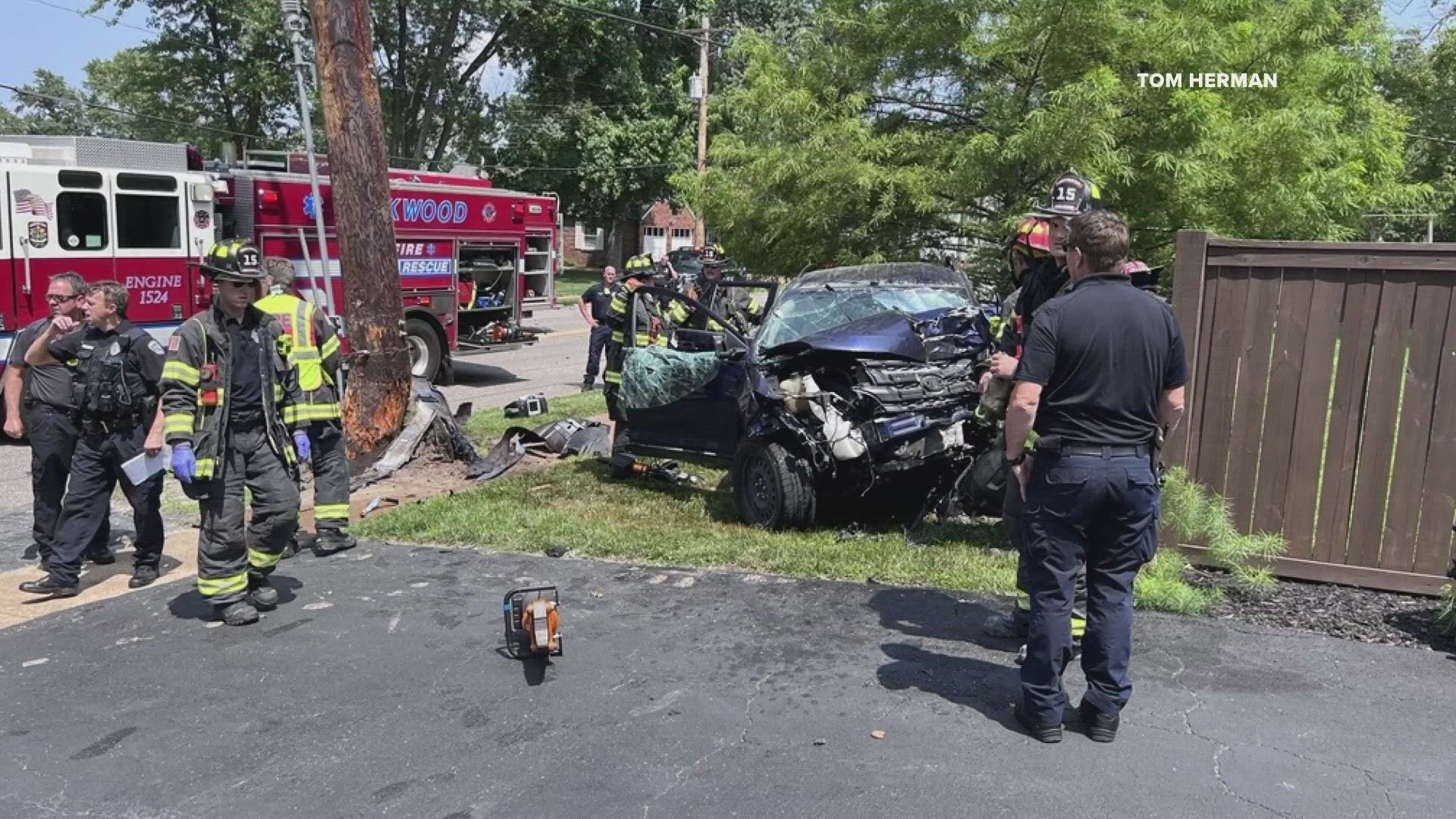 2 killed when speeding car crashes into firetruck near West