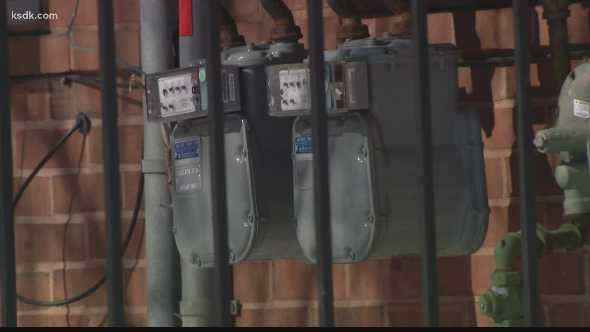 Scammers are trying to take advantage as the company upgrades its electric meters to new smart meters.