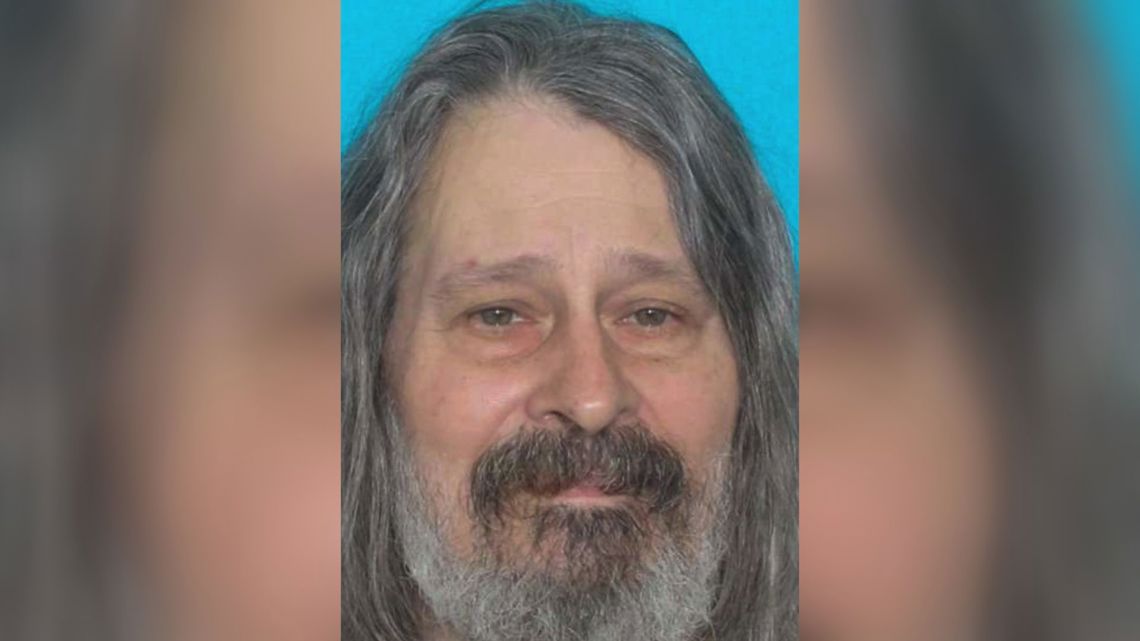Multiple agencies search Signal Hill area for missing Metro East man
