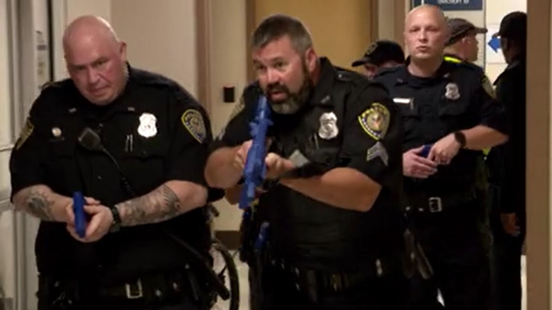 Active shooter drill held at St. Louis Veterans Affairs Hospital | ksdk.com