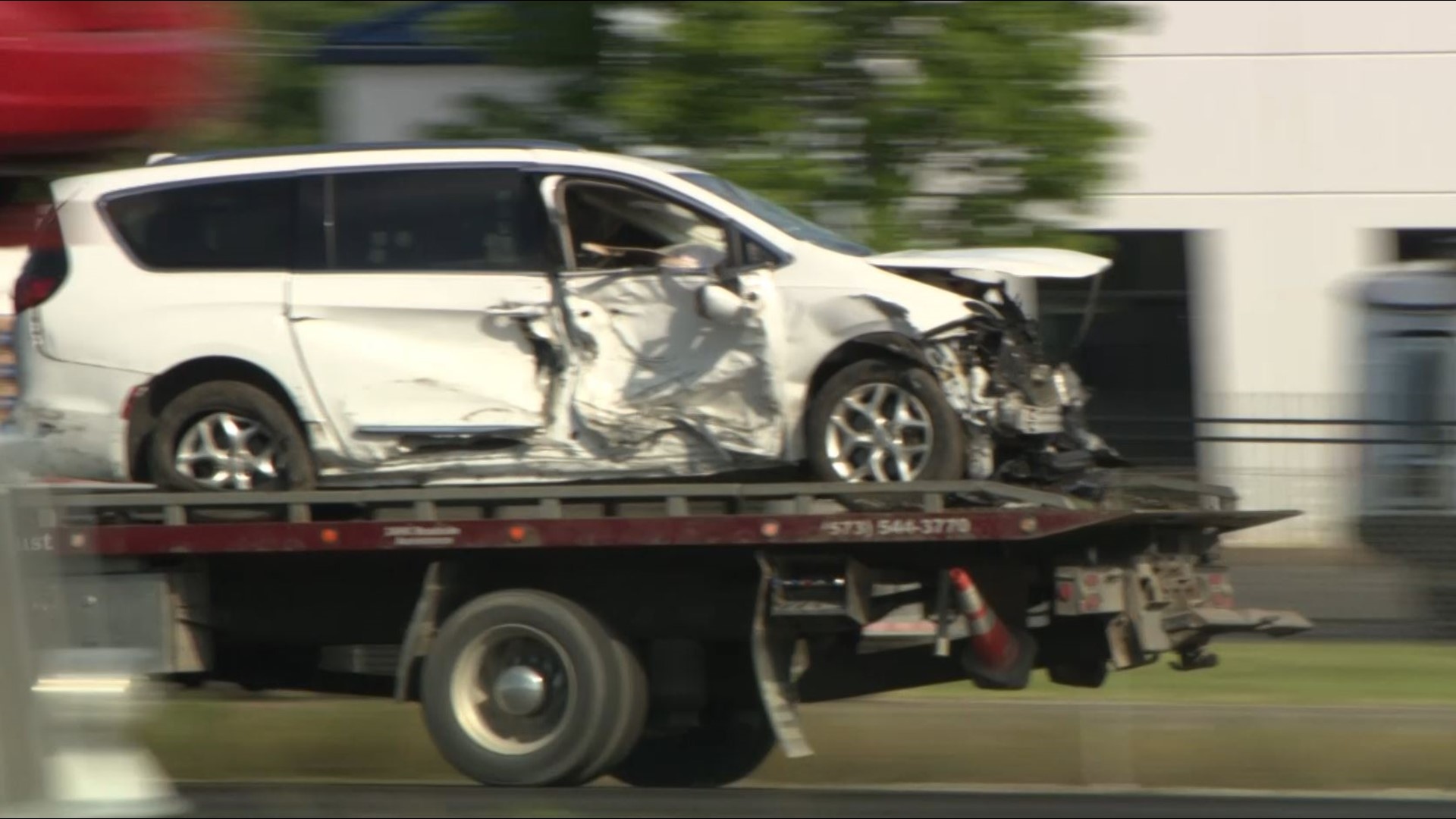I70 crash in Wentzville injures 5