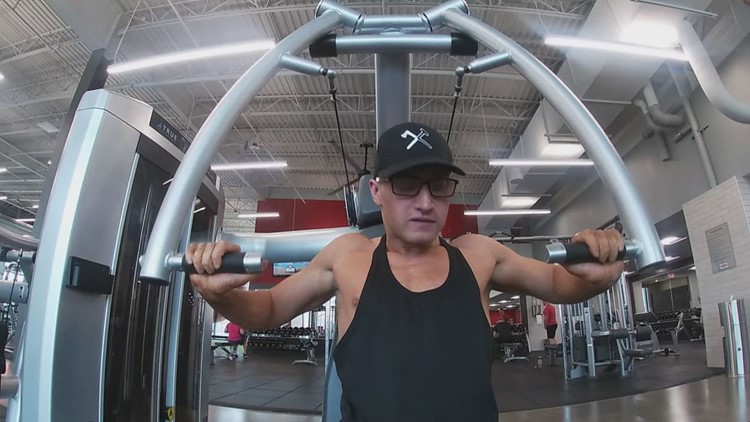 St. Louis bodybuilder is overcoming physical limitations
