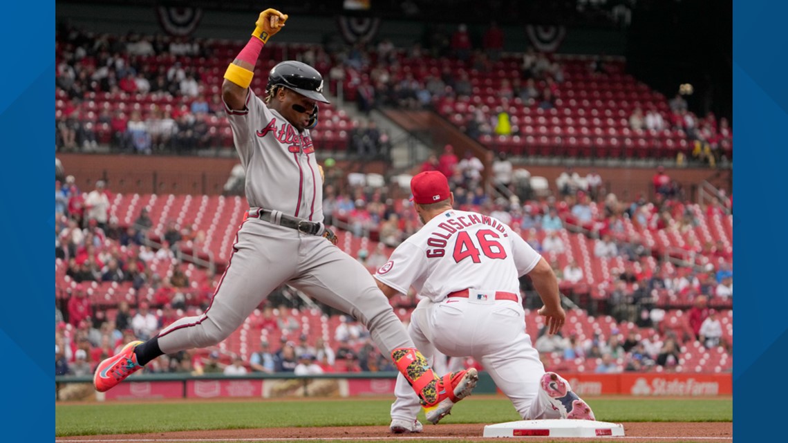 Olson homers, drives in 3 to help Braves sweep Cards