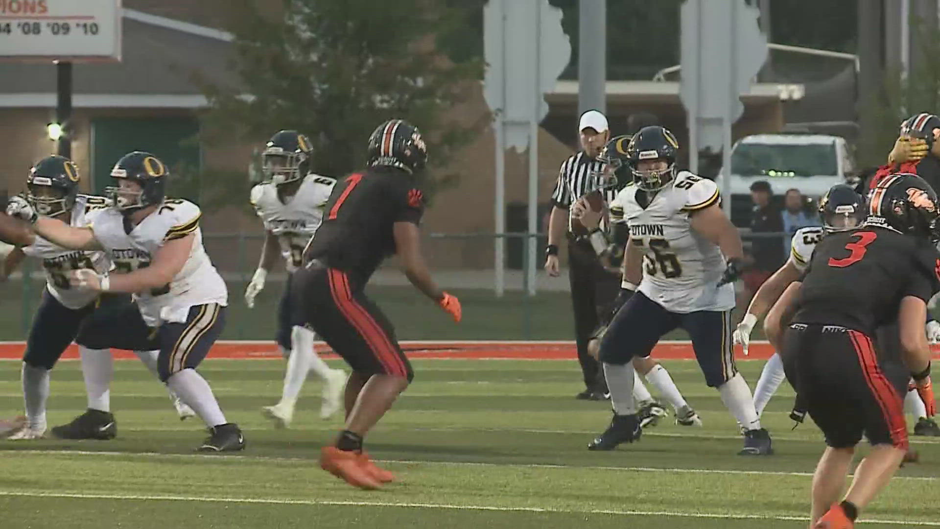 5 On Your Sideline returns with another week of high school football. Here are the best highlights from O’Fallon vs. Edwardsville.