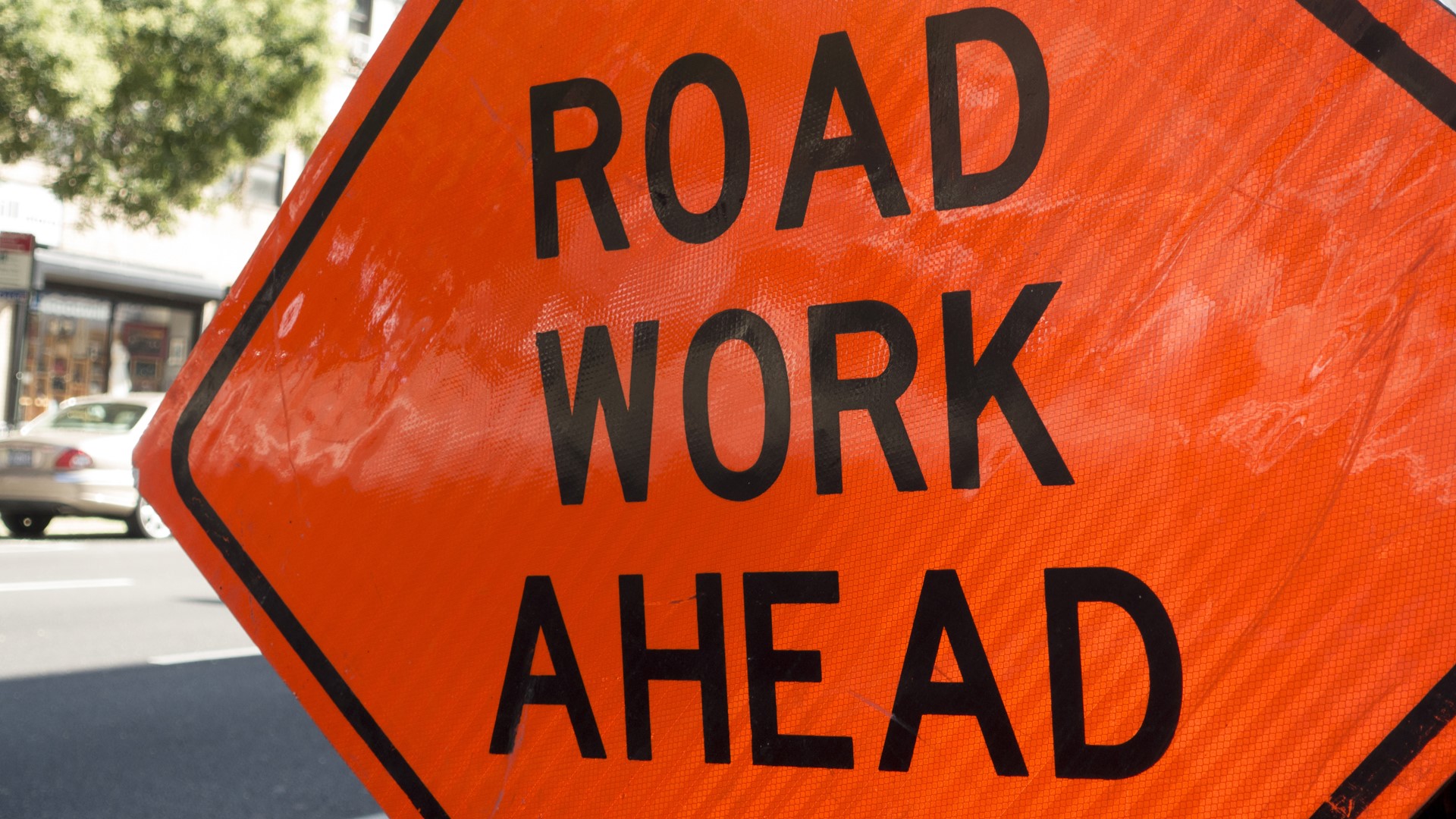 It's going to be a busy weekend for MoDOT and IDOT. Road crews will be working on three major projects, two in Missouri and one in Illinois.